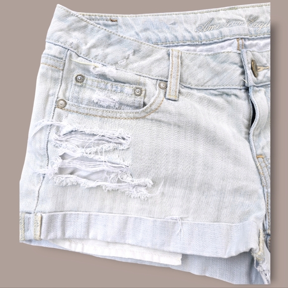 American Eagle Outfitters Light Blue Denim Stretch Cut-Off Shorts, size 8 - Picture 3 of 5